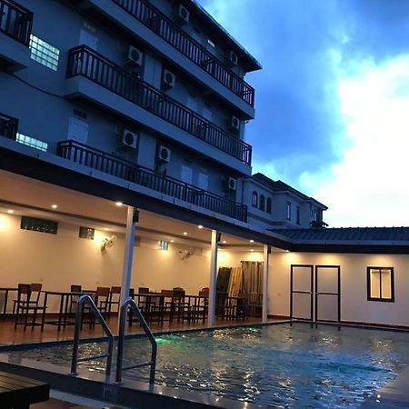 Jasmine Vangvieng Hotel Vang Vieng Exterior photo