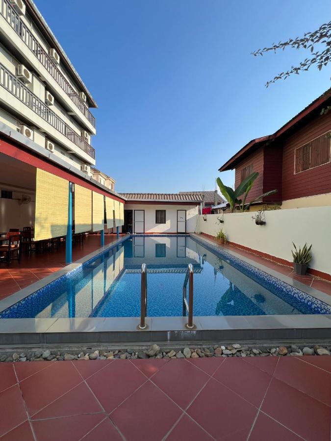 Jasmine Vangvieng Hotel Vang Vieng Exterior photo