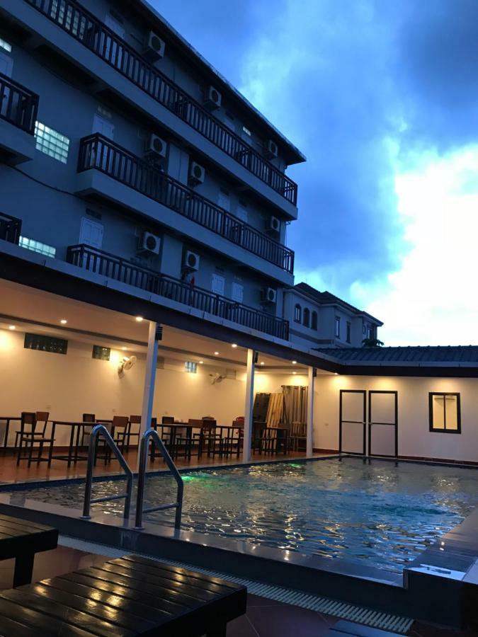 Jasmine Vangvieng Hotel Vang Vieng Exterior photo